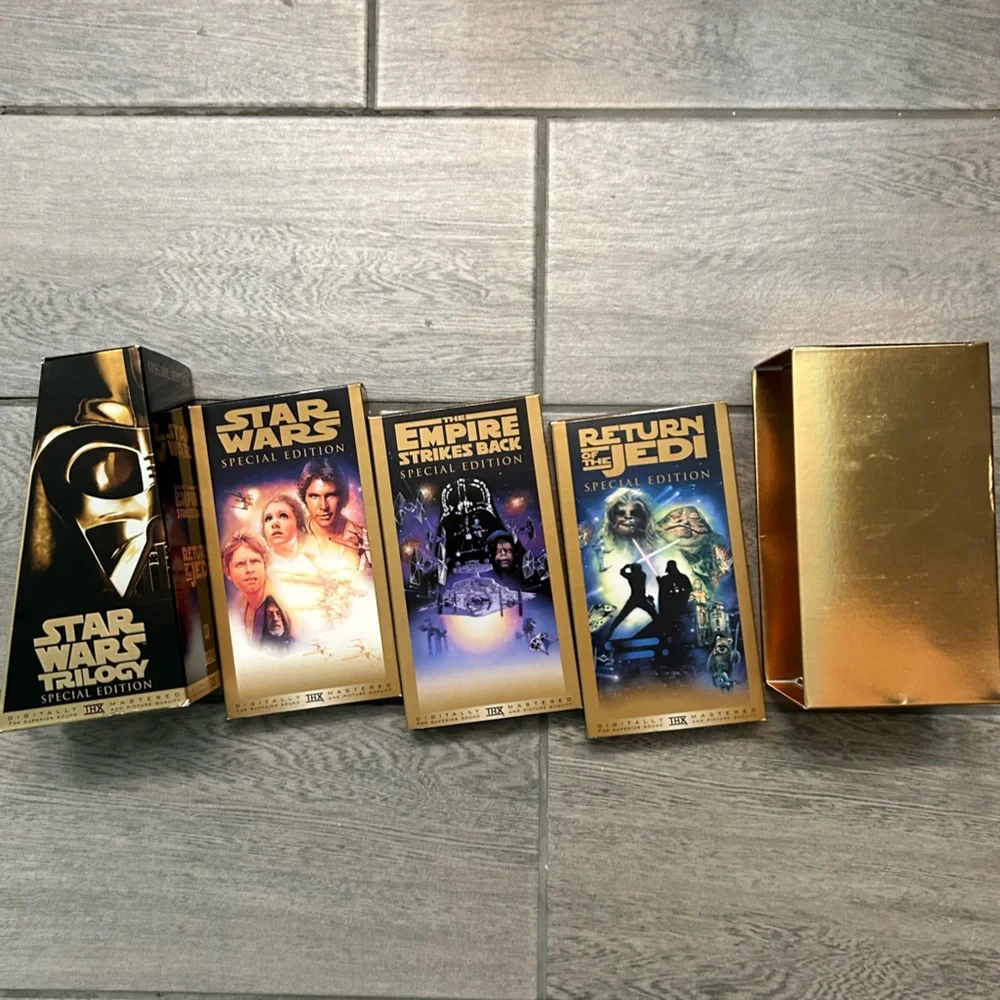 Star Wars Trilogy VHS set gold black collectors item boxed set 3 VHS set Jedi